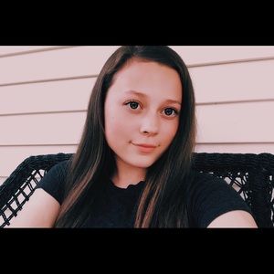 Meet your Posher, Ella